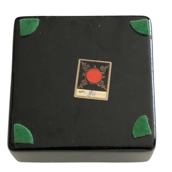 Vintage Russian USSR Lacquer Box Hand Painted 3'' W/ Signature - Picture 2 of 8